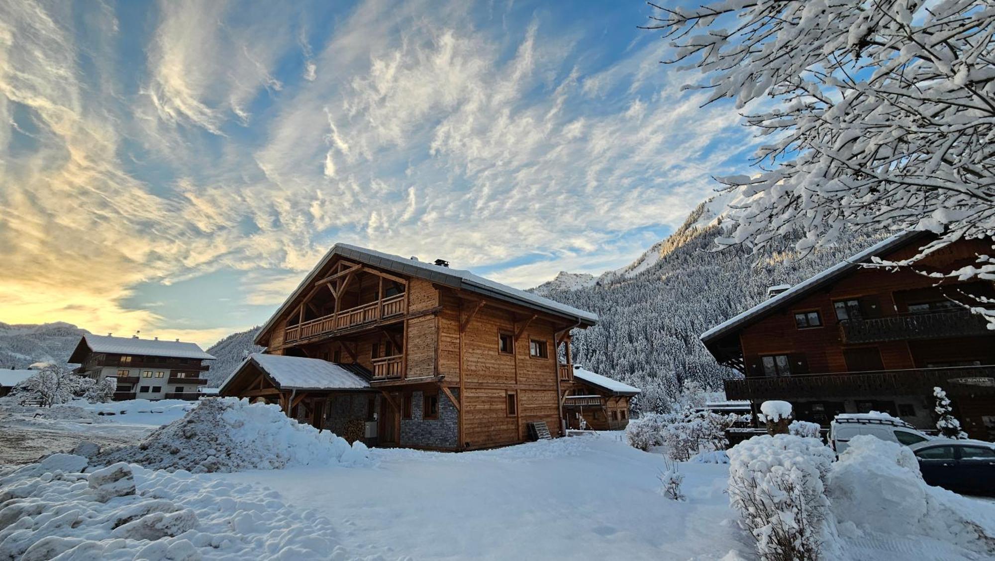 Demi-Chalet Vadel La Panthiaz 15 Pers 5 Chambres Abondance Exteriér fotografie